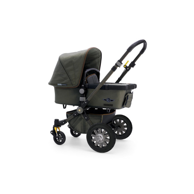 Bugaboo Chameleon by Diesel: готова ко всему!