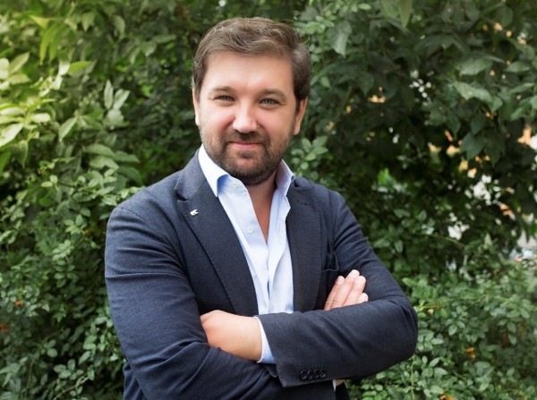Ребенок должен сам выбирать отдых, который ему по душе: интервью с Матвеем Шпаро, основателем сети детских лагерей «Большое Приключение»