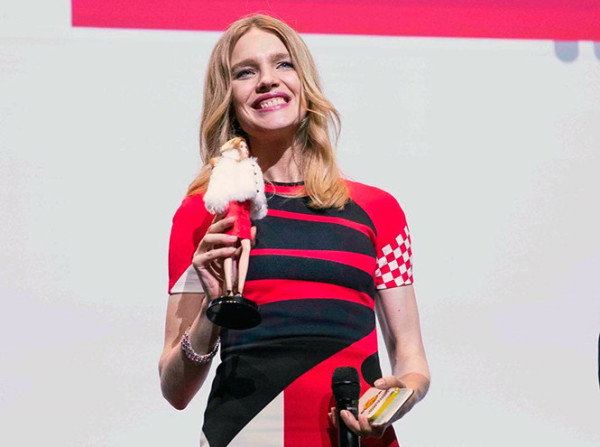 «Русская Barbie» в образе Натальи Водяновой