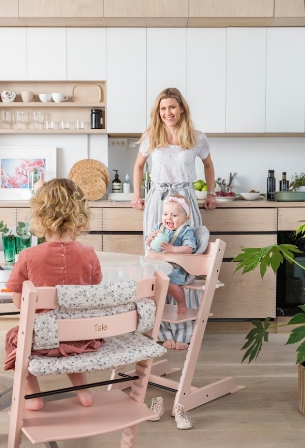 Весеннее настроение: стульчик Trip Trapp Stokke нарядился к новый цвет
