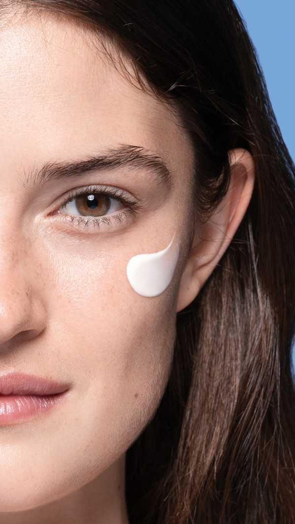 Инновация LA ROCHE-POSAY: крем-уход против пигментации MELA B3